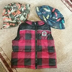 Junior varsity 2t vest and 2 - 2t hats